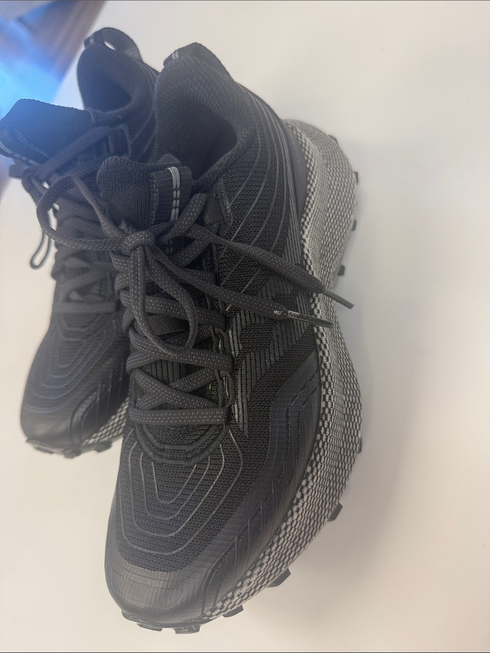 Saucony Womens Endorphin Trail🖤